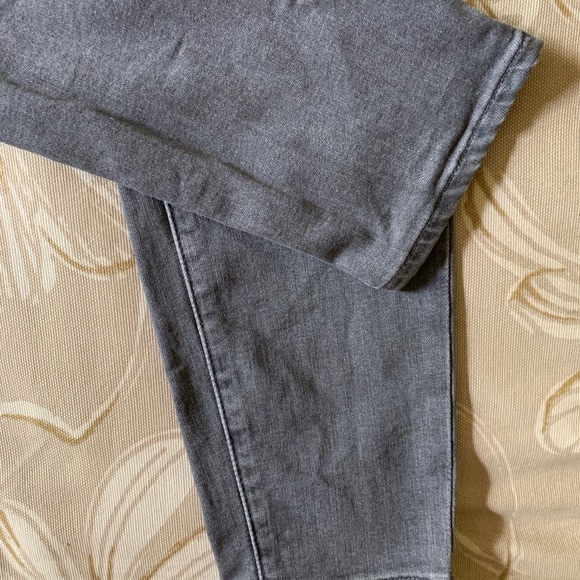 PAIGE VERDUGO ULTRA SKINNY GREY STONE WASH JEANS - Picture 3 of 7